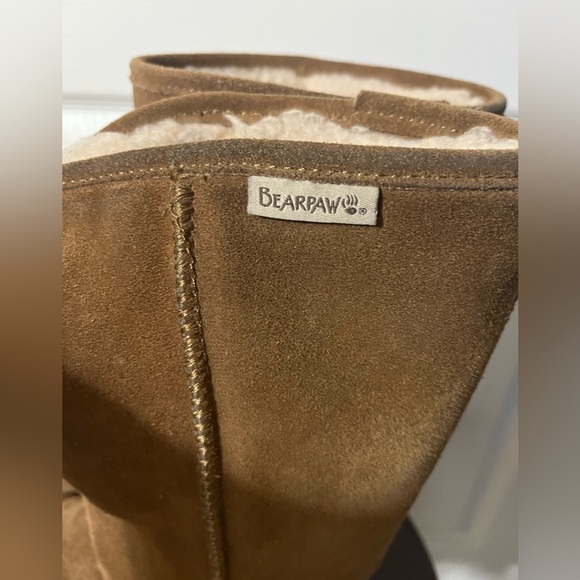 bearpaw tall tan boots
Bearpaw Tall Tan Boots woman size 8 - Picture 7 of 10
